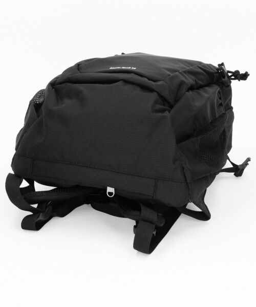 FREAK'S STORE(フリークスストア)の「Columbia/コロンビア 限定展開 キャッスルロック15L バックパックII / Castle Rock 15L Backpack II(バックパック/リュック・メンズ・ブラック・フリ-)」の5枚目の写真