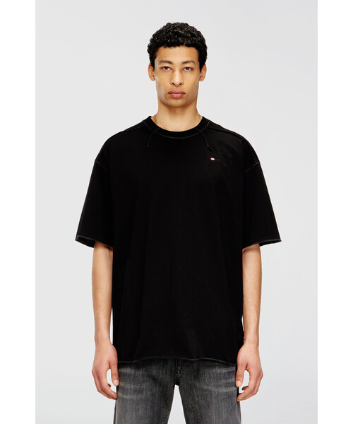 DIESEL(ディーゼル)の「メンズ Tシャツ T-CRAHOR-BOXT-T1(Tシャツ/カットソー・メンズ・オフホワイト/ブラック・X-SMALL/SMALL/X-LARGE/XX-LARGE/LARGE/XXX-LARGE/MEDIUM)」の19枚目の写真