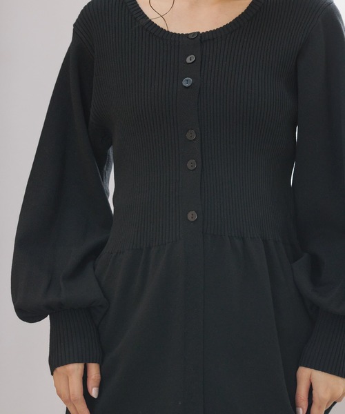 Alumu.(エルム)の「AM610202 ぺプラムリブカーディガン(カーディガン/ボレロ・レディース・ブラック/ベージュ・FREE)」の14枚目の写真