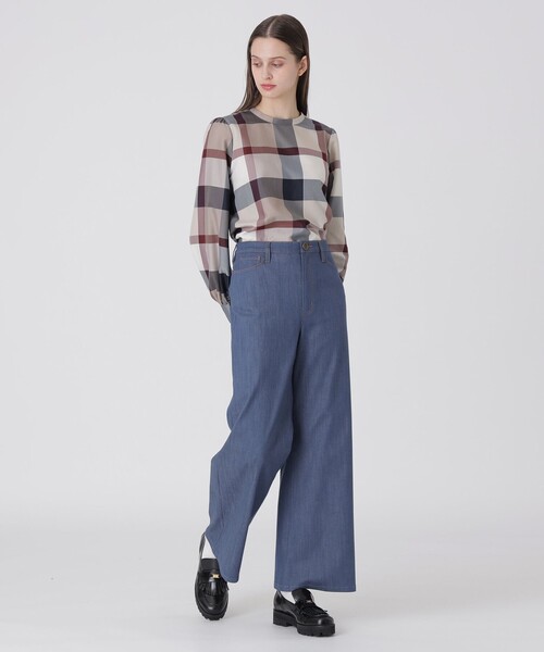 BLUE LABEL CRESTBRIDGE(ブルーレーベルクレストブリッジ)の「【一部店舗限定】スラブシャンブレーワイドパンツ(デニムパンツ・レディース・ブルー系その他4/ネイビー・36/38)」の18枚目の写真