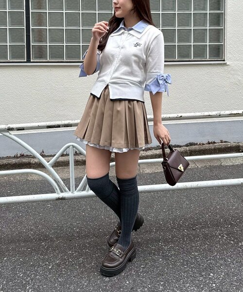 Another Branch olive des olive(アナザーブランチオリーブデオリーブ)の「2枚衿ドッキング5分袖ニット(ニット/セーター・レディース・アイボリー/オフホワイト/グレー/ライトグレー/ネイビー/インディゴブルー・FREE)」の12枚目の写真