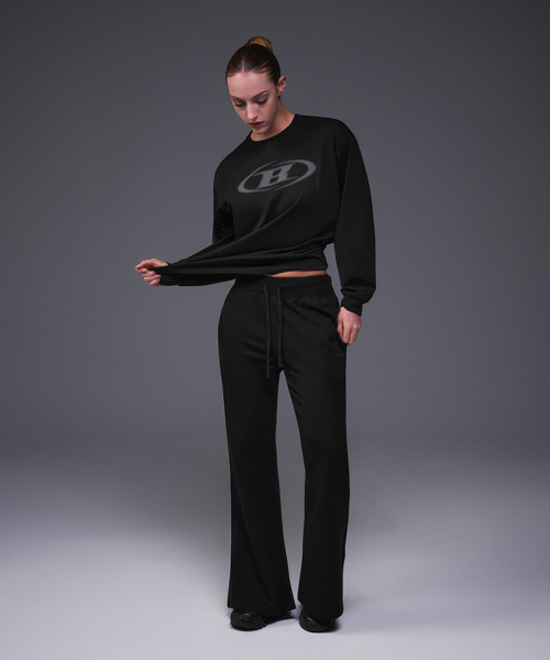 BORN TO WIN（ボーントゥウィン）の「W SILVER B BOOTS CUT SWEAT PANTS [BLACK]（スウェットパンツ・レディース・その他・1/2/3）」の3枚目の写真