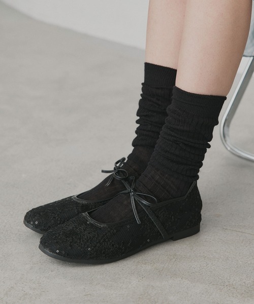 ad thie(アドティエ)の「刺繍リボン メリージェーンパンプス(パンプス・レディース・ブラック/オフホワイト/ピンク・MEDIUM/LARGE)」の3枚目の写真