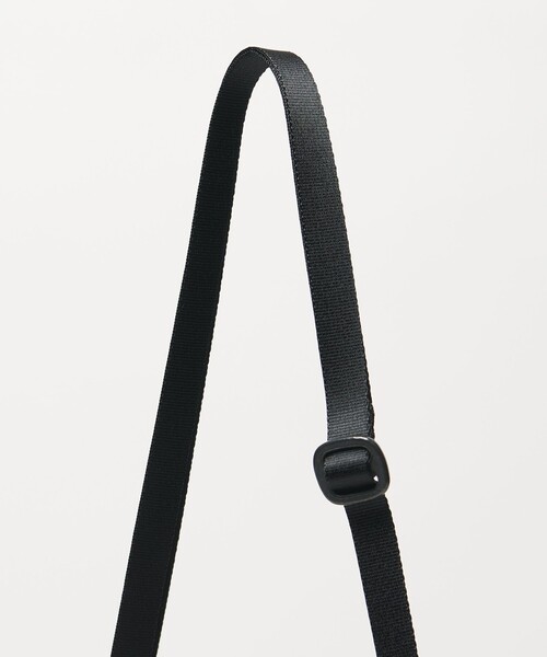 STANDARD SUPPLY(スタンダードサプライ)の「【別注】<STANDARD SUPPLY>チョーク ショルダー バッグ(ショルダーバッグ・メンズ・ブラック/ダークグレー/オレンジ・FREE)」の4枚目の写真