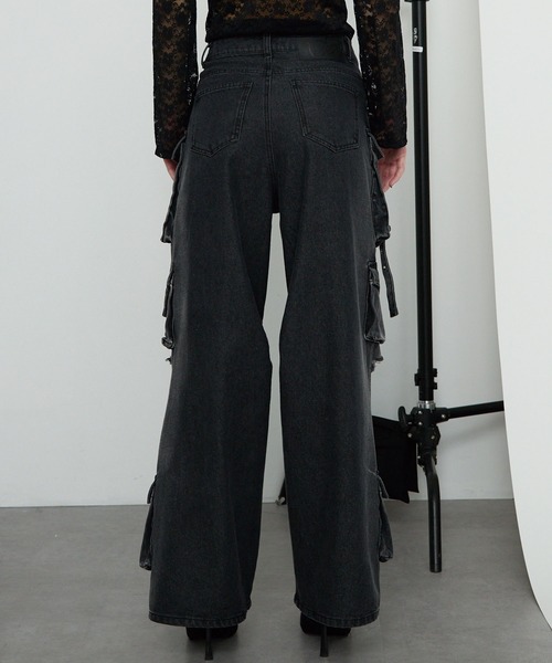 Heart Tattoo(ハートタトゥー)の「High-rise Out-pocket Denim / ハイウエストアウトポケットデニム(デニムパンツ・レディース・ブラック・0/1)」の4枚目の写真