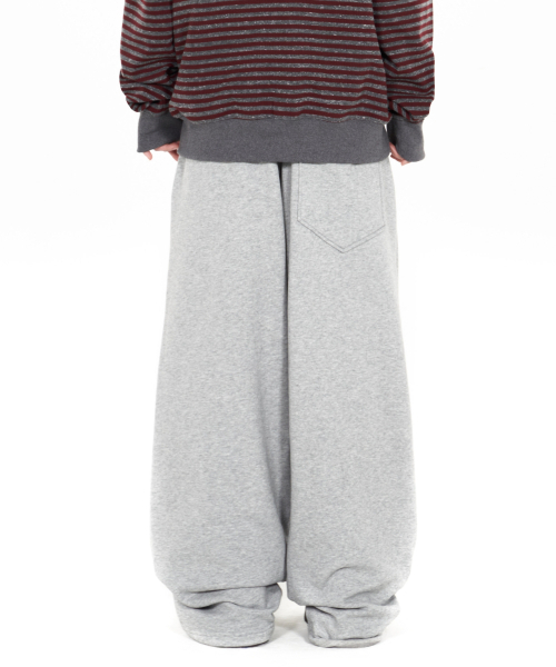 IDWS(アイドンワナセル)の「Cross Layered Sweat Pants Gray(スウェットパンツ・レディース・その他・1/2/0)」の12枚目の写真