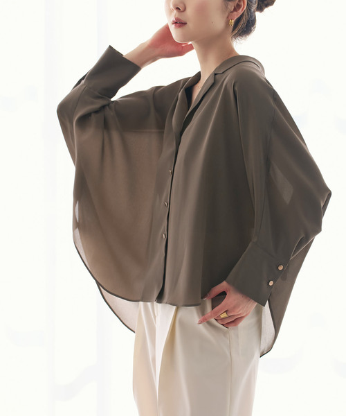 Noble（ノーブル）の「ゴールドボタンニュアンスシャツ（シャツ/ブラウス・レディース・モカ/ホワイト・FREE）」の14枚目の写真