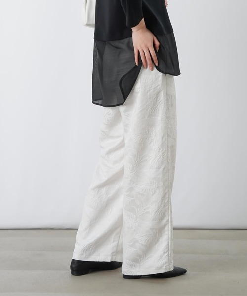 LUCA/LADY LUCK LUCA（ルカ/レディラックルカ）の「LC/LLL ジャガードパンツ（その他パンツ・レディース・ブラック/オフホワイト・FREE）」の2枚目の写真