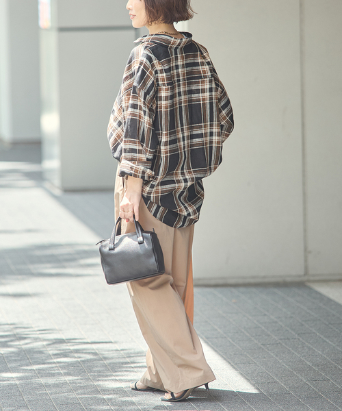 journal standard L'essage（ジャーナルスタンダードレサージュ）の「ヨーロピアンフラックス2WAYシャツ 2（シャツ/ブラウス・レディース・グレー/ブラック系その他/Red/ホワイト・FREE）」の20枚目の写真