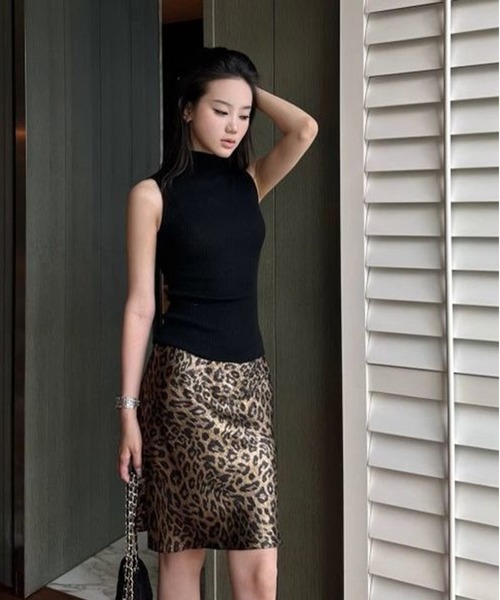 AsheKsha（アシクシャ）の「レトロなヒョウ柄スカート（スカート・レディース・ゴールド/シルバー・M/S）」の12枚目の写真