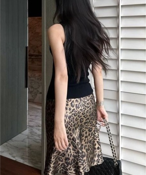 AsheKsha（アシクシャ）の「レトロなヒョウ柄スカート（スカート・レディース・ゴールド/シルバー・M/S）」の11枚目の写真