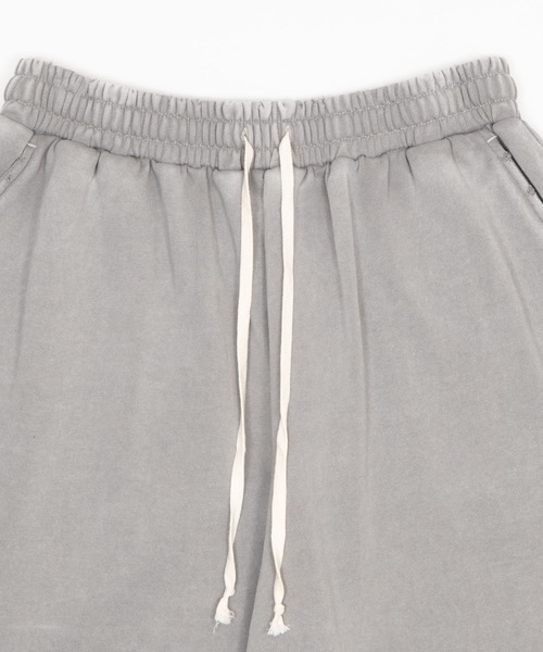 SHORT ROUND（ショートラウンド）の「SHORT ROUND/【26年春夏新作】ブリーチダメージスウェットショーツ（スウェットパンツ・メンズ・グレー/ブラック系その他・MEDIUM/LARGE）」の20枚目の写真