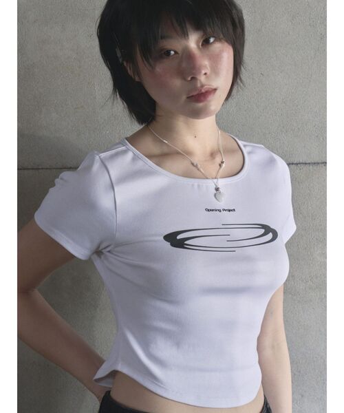 MURUA(ムルーア)の「【Opening Project】W Squareneck Cropped Symbol T Shirt(Tシャツ/カットソー・レディース・ホワイト・FREE)」の2枚目の写真
