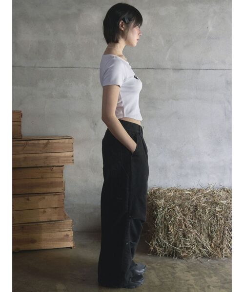 MURUA(ムルーア)の「【Opening Project】W Squareneck Cropped Symbol T Shirt(Tシャツ/カットソー・レディース・ホワイト・FREE)」の8枚目の写真