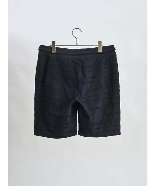 1PIU1UGUALE3  RELAX （ウノピゥウノウグァーレトレ リラックス）の「【1PIU1UGUALE3】 RANDOM HOUNDSTOOTH SHORTS ジャガード ショートパンツ（その他パンツ・メンズ・ブラック/ホワイト・4/3/2）」の3枚目の写真