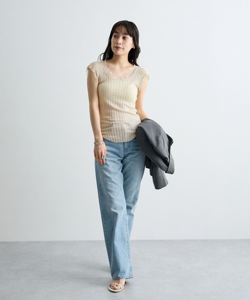 Futier land(フューティアランド)の「Uネックレースキャミソール(Tシャツ/カットソー・レディース・ブラック/ベージュ/ブルー・FREE)」の10枚目の写真