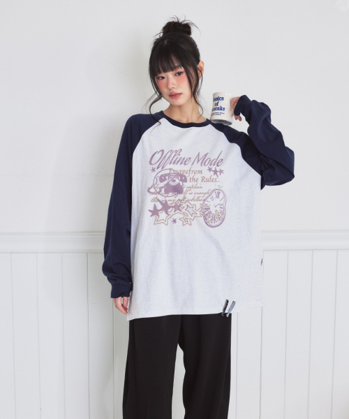 ESCAPEFROM（エスケープフロム）の「オフラインモードプリントロングスリーブ [4カラー]（Tシャツ/カットソー・レディース・ホワイト/ブラウン/ネイビー/ブラック・SMALL/MEDIUM/LARGE）」の5枚目の写真