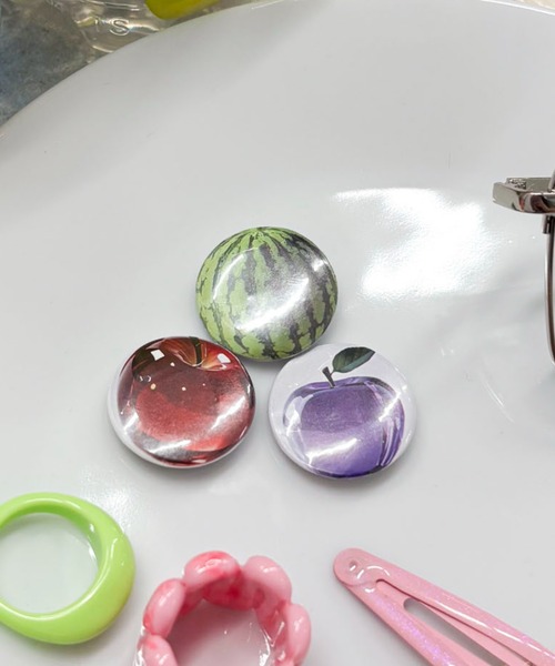 WEGO（ウィゴー）の「WEGO/アソート缶バッジセットC（バッジ・レディース・その他6/その他4/その他5/その他3/その他2/その他1・FREE）」の2枚目の写真