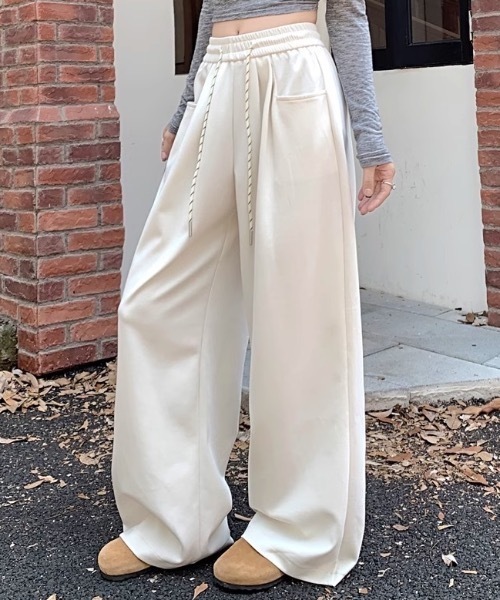 Teem Store(チームストア)の「【4色展開】ルーズシルエット リラックス スウェットワイドパンツ 体型カバー(スウェットパンツ・レディース・ネイビー/ブラック/グレー/ホワイト・S/M)」の11枚目の写真