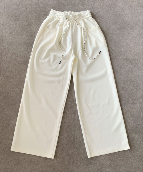 Teem Store(チームストア)の「【4色展開】ルーズシルエット リラックス スウェットワイドパンツ 体型カバー(スウェットパンツ・レディース・ネイビー/ブラック/グレー/ホワイト・S/M)」の18枚目の写真