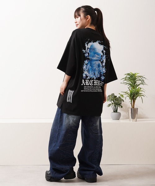 1111clothing(ワンフォークロージング)の「【2ND ARCHIVE】アイスベアグラフィック オーバーサイズ 半袖Tシャツ / ビッグシルエット / ユニセックス(Tシャツ/カットソー・メンズ・ブラック/ダークグレー/ホワイト・FREE)」の17枚目の写真