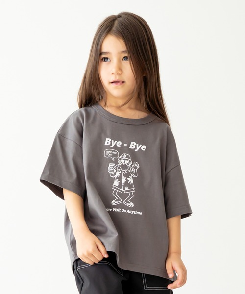 FOV(フォブ)の「フォブ Bye Bye Tシャツ(Tシャツ/カットソー・キッズ・チャコールグレー/ホワイト/グレイッシュベージュ・M/XL/S/L)」の2枚目の写真