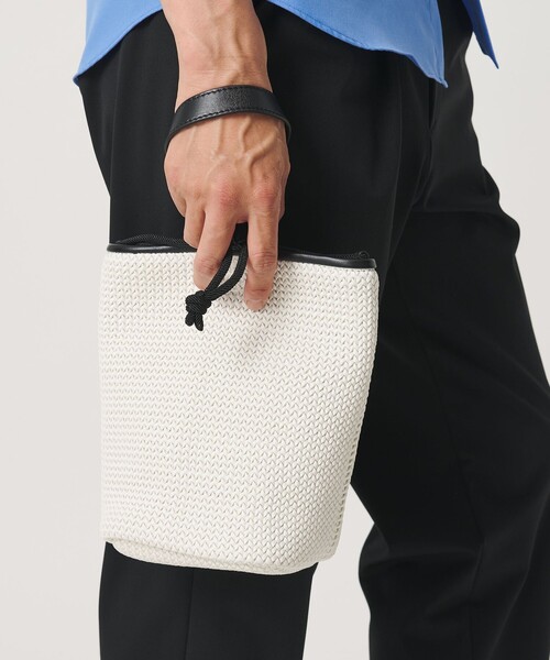 BEAUTY&YOUTH UNITED ARROWS(ビューティーアンドユースユナイテッドアローズ)の「ウーブン メッシュ パース(ハンドバッグ・メンズ・ブラック・FREE)」の2枚目の写真
