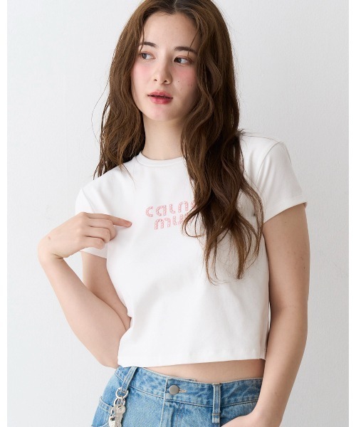 CALNAMUR（カルナムール）の「ビジューロゴコンパクトTシャツ（Tシャツ/カットソー・レディース・ブラック/ホワイト/レッド・FREE）」の6枚目の写真