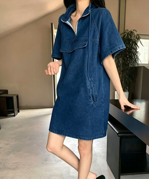 FAVORITO(ファヴォリート)の「スタンドカラーデニムワンピース(ワンピース・レディース・ライトブルー/ダークブルー・F)」の19枚目の写真