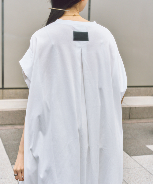 COGTHEBIGSMOKE(コグザビッグスモーク)の「《WEB限定》COG THE BIGSMOKE/コグ ザ ビッグスモーク JOHANNA DRESS(ワンピース・レディース・キャメル/ホワイト/ブラウン・FREE)」の2枚目の写真