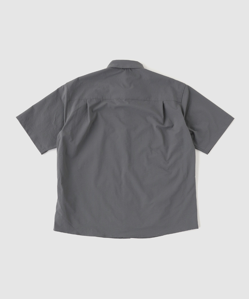 B.C STOCK（ベーセーストック）の「C.H.G メッシュトレイルシャツ（シャツ/ブラウス・メンズ・ブラック/チャコールグレー・MEDIUM/LARGE）」の13枚目の写真