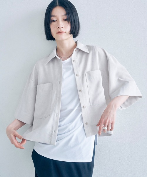 Obis&(オビスアンド)の「アシンメトリー ドレープTシャツ(Tシャツ/カットソー・レディース・ホワイト/ブラック・FREE)」の11枚目の写真