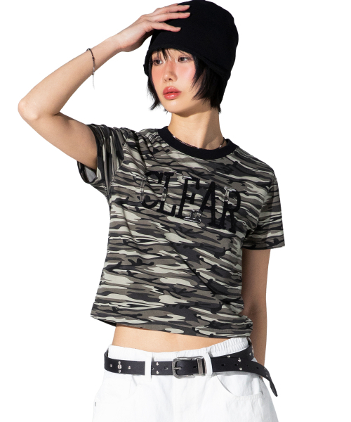 XTONZ(エクストーンズ)の「XTT159 カットオフアプリケカモTシャツ (ブラック/カモ)(Tシャツ/カットソー・レディース・その他・SMALL/MEDIUM/LARGE/X-SMALL)」の3枚目の写真