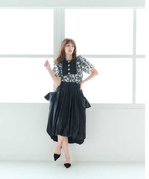 Chesty(チェスティー)の「シェルパーツブラウス(シャツ/ブラウス・レディース・ブラック/オフホワイト・0/1)」の9枚目の写真