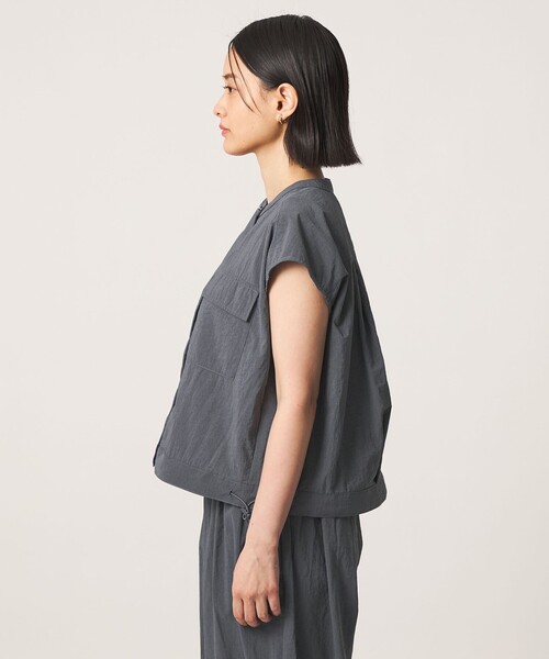 A DAY IN THE LIFE UNITED ARROWS(アデイインザライフユナイテッドアローズ)の「ナイロンワッシャー ダブルポケットシャツ <A DAY IN THE LIFE>(シャツ/ブラウス・レディース・ダークグレー/ブラック/ダークブラウン・FREE)」の8枚目の写真