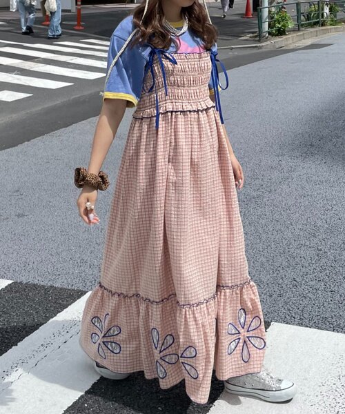 CIAOPANIC TYPY(チャオパニックティピー)の「【HELLO.SANFRANCISCO】フラワーカットシャーリングワンピ(ワンピース・レディース・レッド/オレンジ・ONE SIZE)」の1枚目の写真