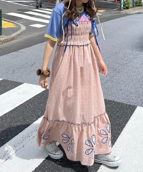 CIAOPANIC TYPY(チャオパニックティピー)の「【HELLO.SANFRANCISCO】フラワーカットシャーリングワンピ(ワンピース・レディース・レッド/オレンジ・ONE SIZE)」の3枚目の写真