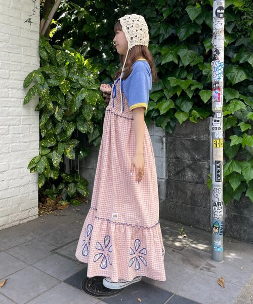 CIAOPANIC TYPY(チャオパニックティピー)の「【HELLO.SANFRANCISCO】フラワーカットシャーリングワンピ(ワンピース・レディース・レッド/オレンジ・ONE SIZE)」の6枚目の写真