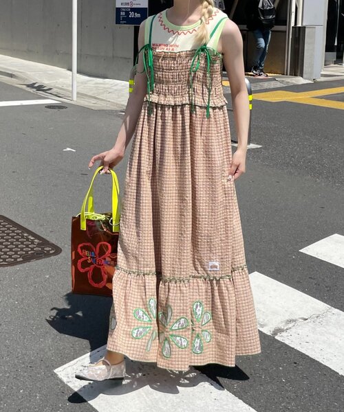 CIAOPANIC TYPY(チャオパニックティピー)の「【HELLO.SANFRANCISCO】フラワーカットシャーリングワンピ(ワンピース・レディース・レッド/オレンジ・ONE SIZE)」の15枚目の写真