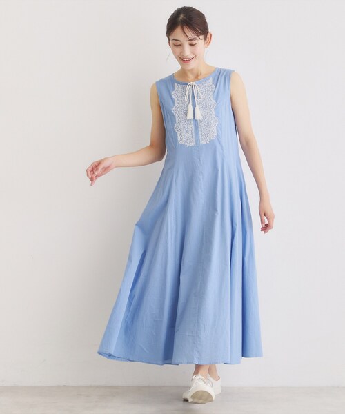 LAURA ASHLEY（ローラアシュレイ）の「【コットン100％】刺繍入りワンピース（ワンピース・レディース・ブルー/ブラック/ブラウン系・38/40）」の14枚目の写真