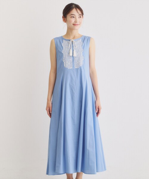 LAURA ASHLEY（ローラアシュレイ）の「【コットン100％】刺繍入りワンピース（ワンピース・レディース・ブルー/ブラック/ブラウン系・38/40）」の16枚目の写真