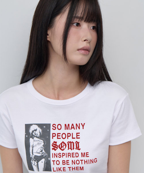 5OML(オーオーエムエル)の「ピープルスリムショートスリーブホワイト(Tシャツ/カットソー・レディース・ホワイト・FREE)」の2枚目の写真