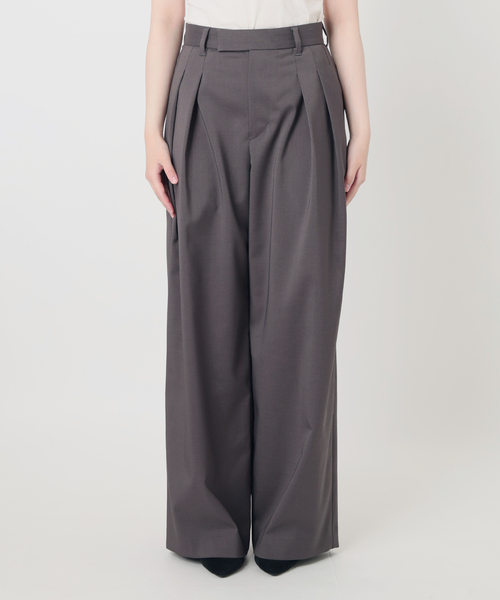 IENA LA BOUCLE(イエナラブークル)の「《洗濯機洗い可》IENA LA BOUCLE ブライトツイルタックパンツ(スラックス・レディース・グリーン系その他/チャコールグレー/ブラック系その他・34/38/36/40)」の15枚目の写真