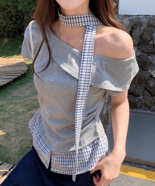 Vipoa(ヴィポア)の「レイヤードオフショルダートップス(Tシャツ/カットソー・レディース・グレー/ブラック/アイボリー・FREE)」の16枚目の写真