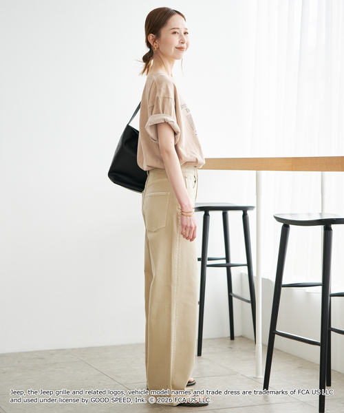 SLOBE IENA(スローブイエナ)の「《追加2》GOOD ROCK SPEED/グッドロックスピード SLOBE別注 ジープ TEE(Tシャツ/カットソー・レディース・ベージュ/ホワイト・FREE)」の13枚目の写真