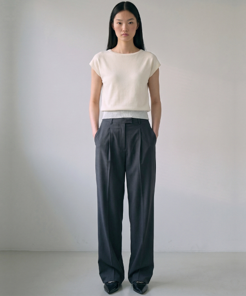 KIMDOH(キムド)の「Arlo Ribbed Round Cap Top Ivory(ニット/セーター・レディース・アイボリー/ブラック・FREE)」の7枚目の写真