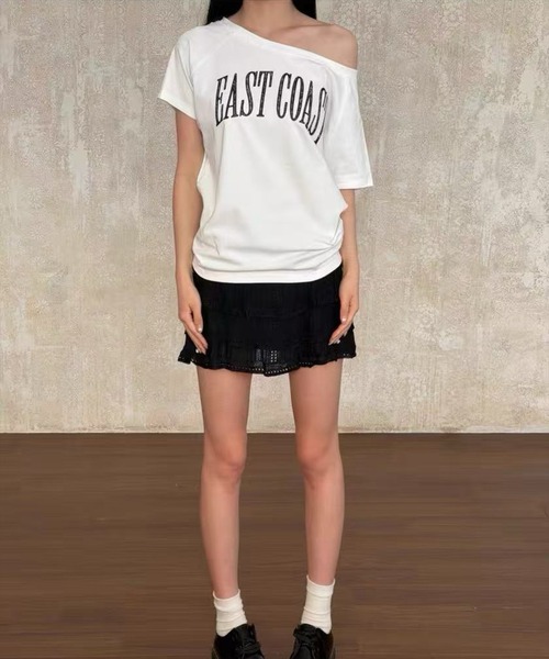 STAY MOTION（ステイモーション）の「【WEB限定】ビッグロゴワンショルTシャツ［骨格ウェーブ／カジュアル／韓国ファッション］（Tシャツ/カットソー・レディース・サックスブルー/オフホワイト/ブラック・F）」の4枚目の写真