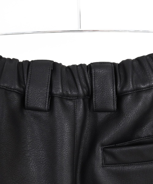 GLIMCLAP（グリムクラップ）の「mp15196-Synthetic Leather Baggy Trousers 合成皮革ワイドバギーパンツ(211-007-gla-cg)（その他パンツ・メンズ・ブラック・L/M/S）」の19枚目の写真