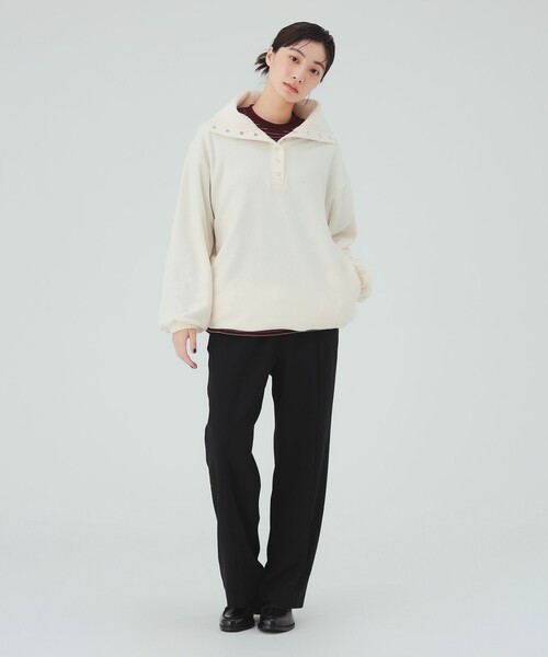 BEAMS HEART（ビームスハート）の「ハーフスナップ スウェット ワンピース（ワンピース・レディース・グレー/オフホワイト/チャコールグレー・FREE）」の4枚目の写真