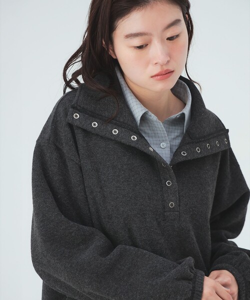 BEAMS HEART（ビームスハート）の「ハーフスナップ スウェット ワンピース（ワンピース・レディース・グレー/オフホワイト/チャコールグレー・FREE）」の16枚目の写真